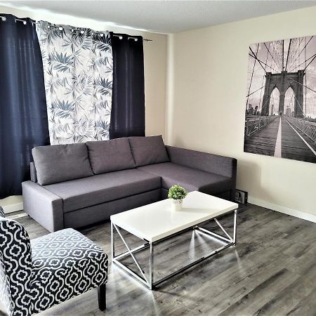 Cozy 4 Bedroom Townhouse - Peaceful Feel Of Home Winnipeg Kültér fotó