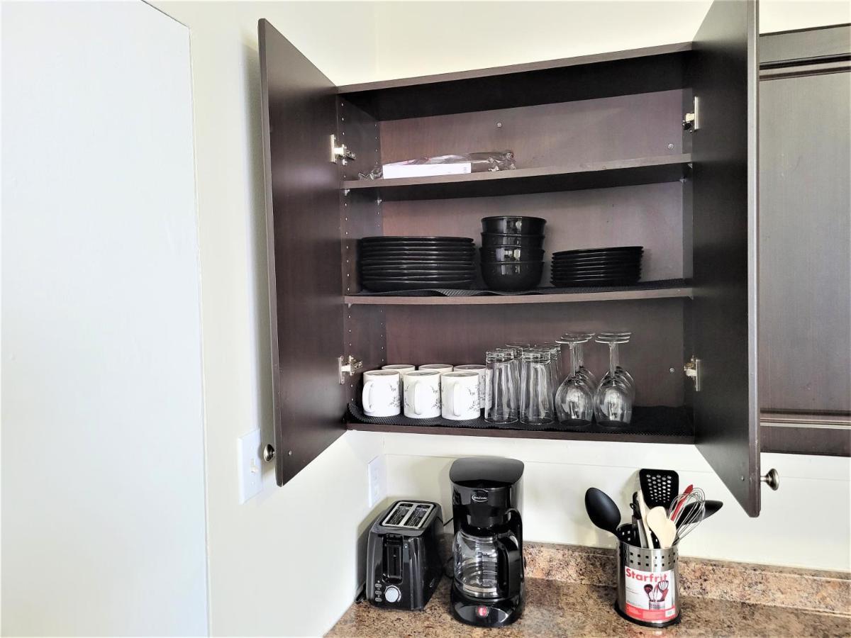 Cozy 4 Bedroom Townhouse - Peaceful Feel Of Home Winnipeg Kültér fotó